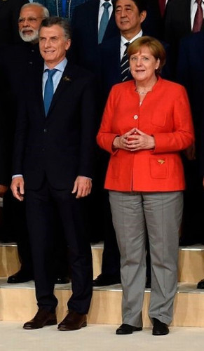 Merkel como jefe de estado de Satanás