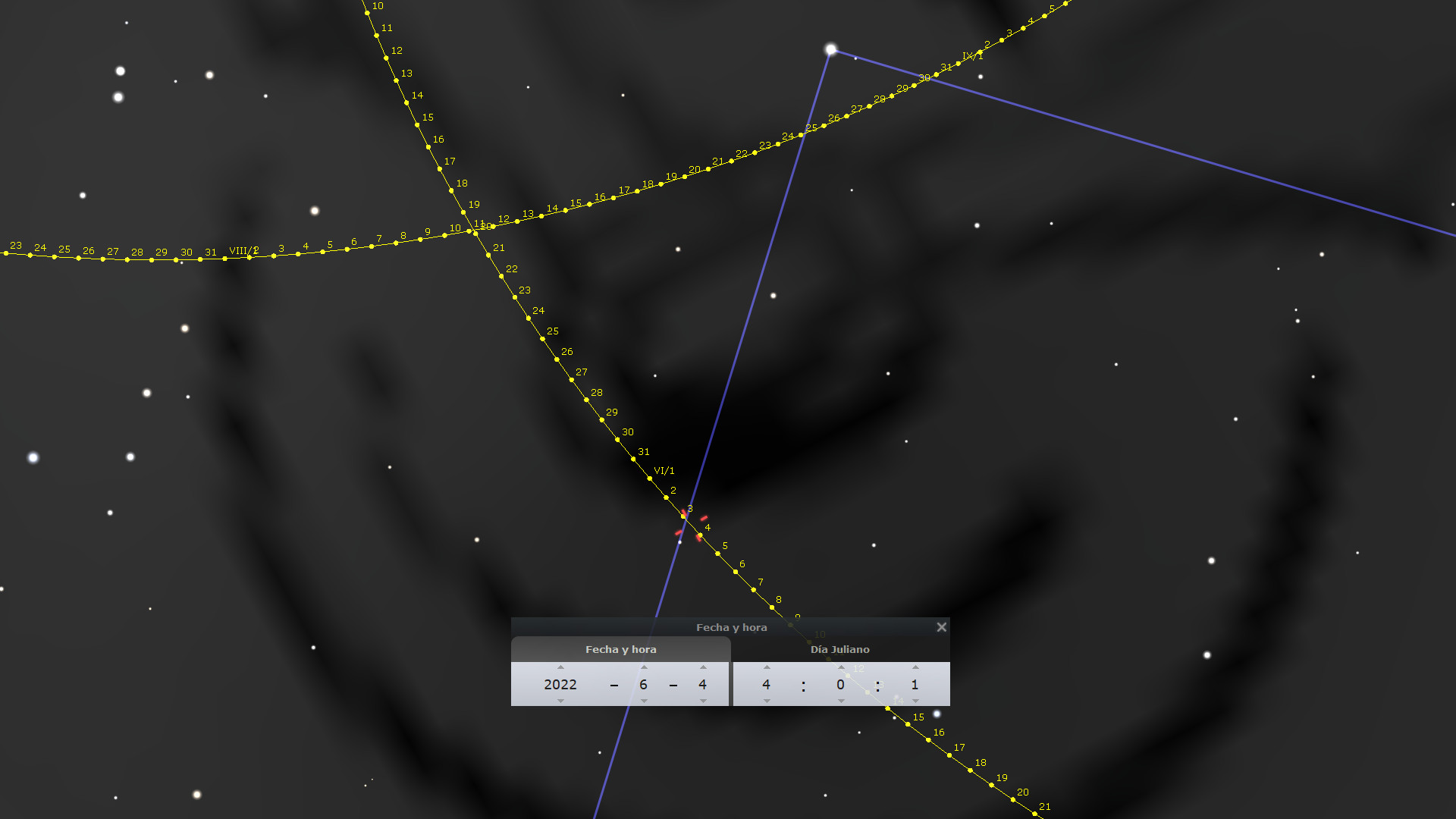Imagen de una representación computarizada del cielo nocturno que muestra la trayectoria eclíptica y una configuración estelar conectada por líneas en tonos azulados sobre un fondo gris oscuro. Se incluye un cuadro interactivo con información astronómica referente a la fecha y hora específica, etiquetada en español.
