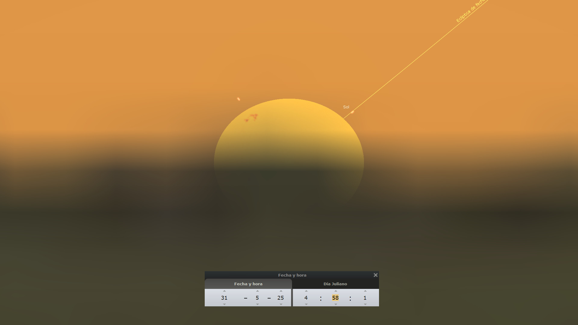 Imagen detallada del sol en un fondo naranja oscuro, mostrando manchas solares y una línea que apunta hacia el nombre 'Sol' en la esquina superior derecha. En la parte inferior se muestra una interfaz digital que indica la fecha y hora específicas.